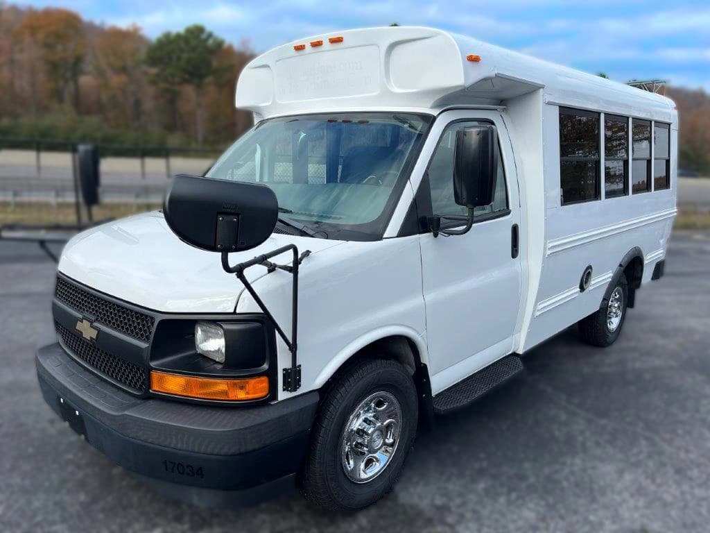 2017 Chevrolet Blue Bird bus 2017 Chevrolet Blue Bird bus