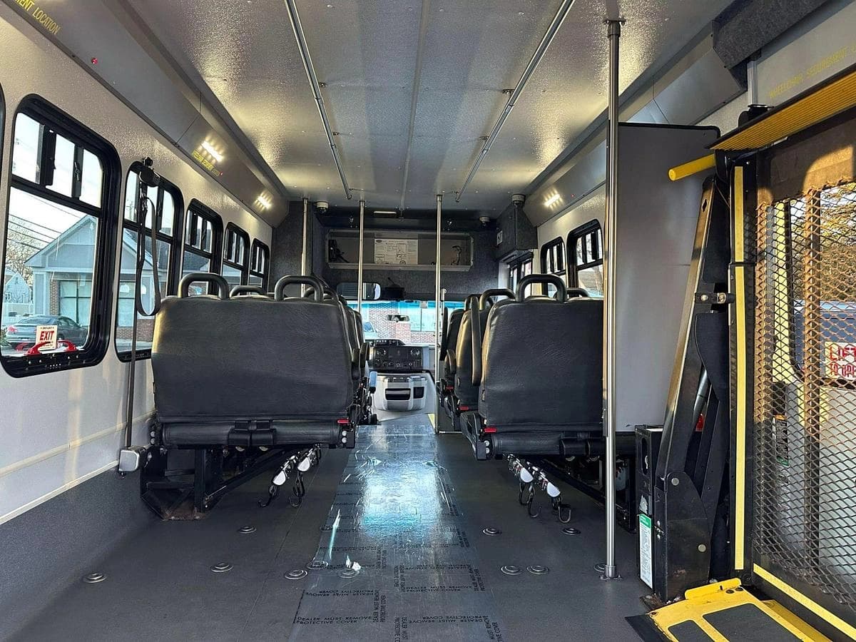 2017 Ford E450 Non-CDL ADA Shuttle Bus - Thumbnail 13 2017 Ford E450 Non-CDL ADA Shuttle Bus - Thumbnail 13