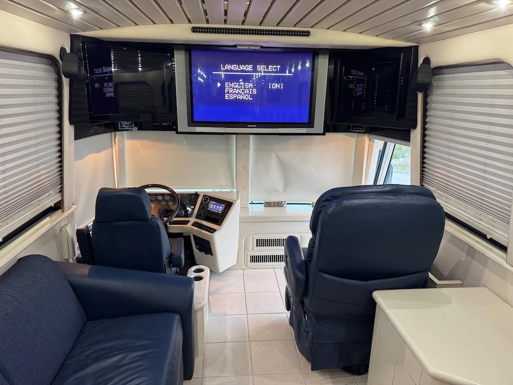 1997 Prevost Vogue XL Motorhome - Thumbnail 13 1997 Prevost Vogue XL Motorhome - Thumbnail 13