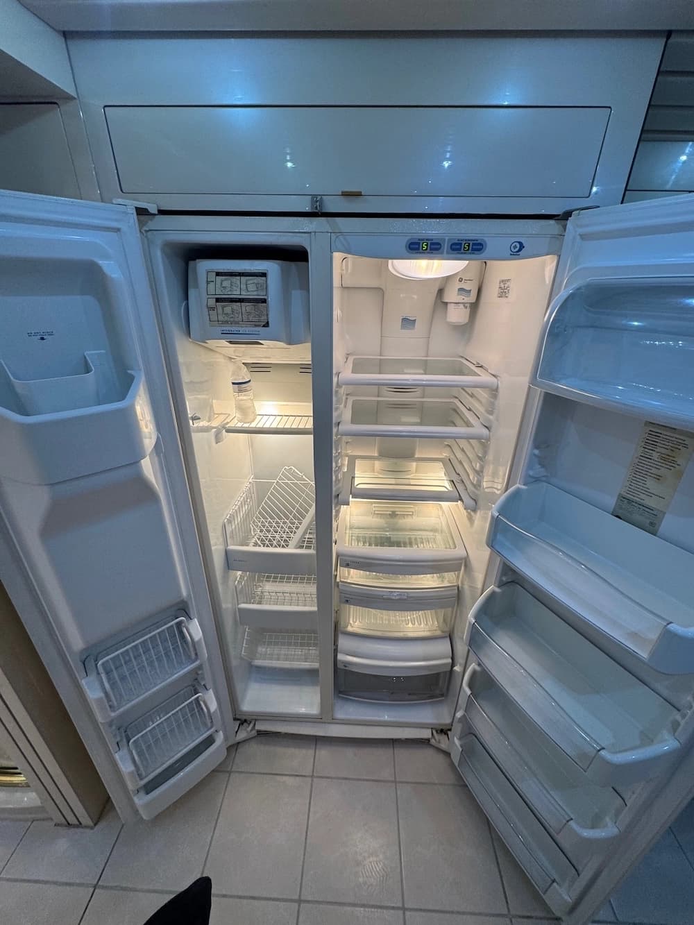 1997 Prevost Vogue XL Motorhome - Thumbnail 19 1997 Prevost Vogue XL Motorhome - Thumbnail 19