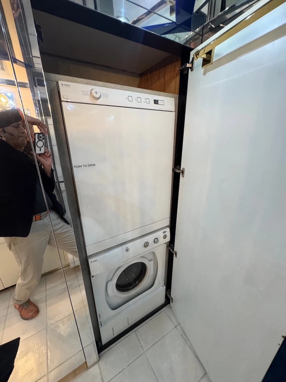 1997 Prevost Vogue XL Motorhome - Thumbnail 26 1997 Prevost Vogue XL Motorhome - Thumbnail 26