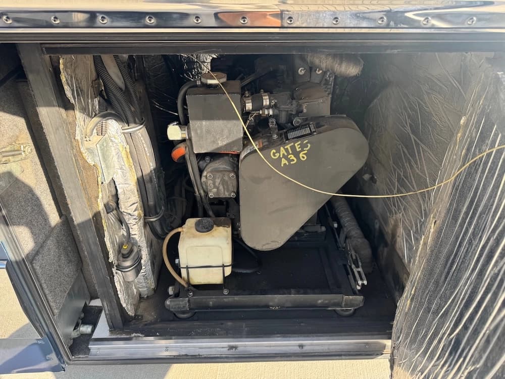 1997 Prevost Vogue XL Motorhome - Thumbnail 32 1997 Prevost Vogue XL Motorhome - Thumbnail 32