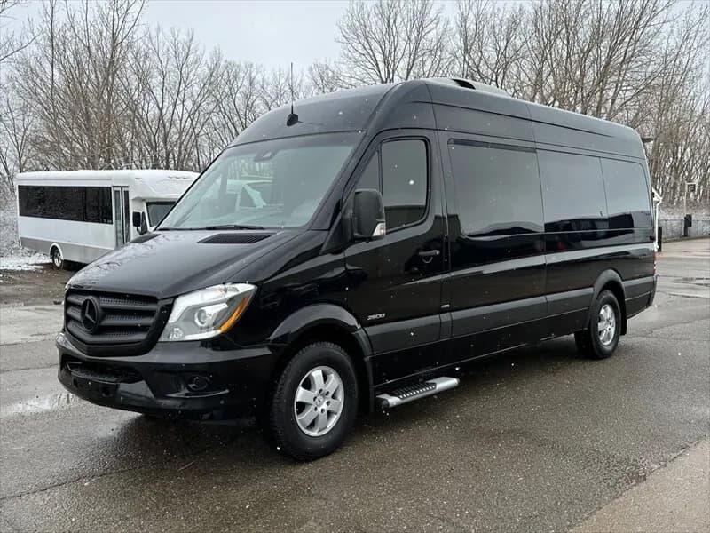 2015 Mercedes-Benz Sprinter 2500 bus 2015 Mercedes-Benz Sprinter 2500 bus
