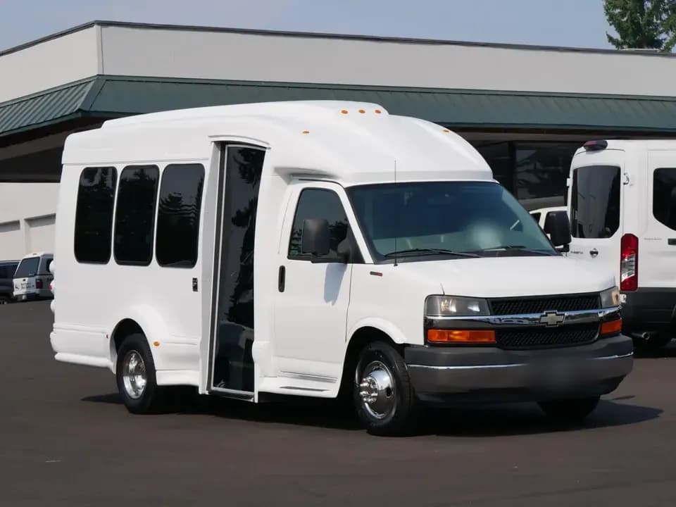 2010 Turtle Top Van Terra bus 2010 Turtle Top Van Terra bus