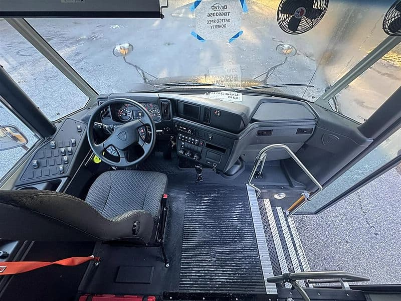 2026 Cummins 6.7 liter Cutaway - Thumbnail 6 2026 Cummins 6.7 liter Cutaway - Thumbnail 6