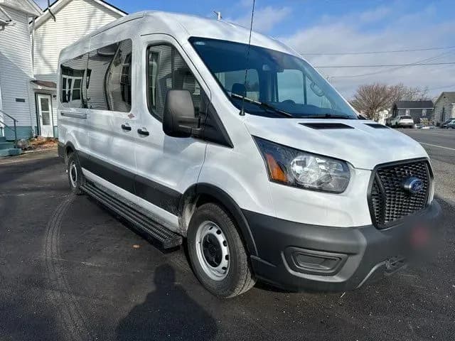 2023 Ford Transit 350 XL bus 2023 Ford Transit 350 XL bus