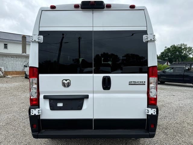 2024 RAM ProMaster 2500 Passenger Van - Thumbnail 9 2024 RAM ProMaster 2500 Passenger Van - Thumbnail 9