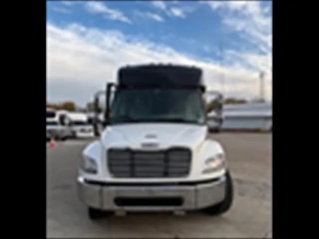 2017 Freightliner M2 - Thumbnail 2 2017 Freightliner M2 - Thumbnail 2
