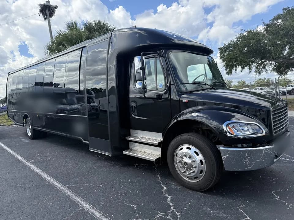 2023 Turtle Top Odyssey XL bus 2023 Turtle Top Odyssey XL bus