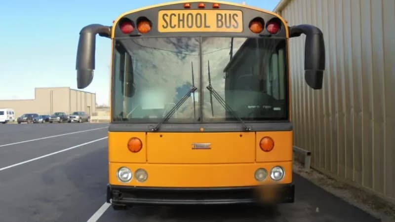 2011 Thomas Rear Engine bus 2011 Thomas Rear Engine bus