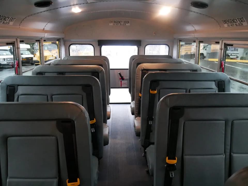 2015 Chevrolet Thomas - Thumbnail 6 2015 Chevrolet Thomas - Thumbnail 6