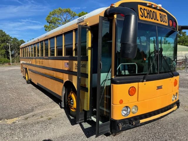 2016 Thomas Rear Engine bus 2016 Thomas Rear Engine bus