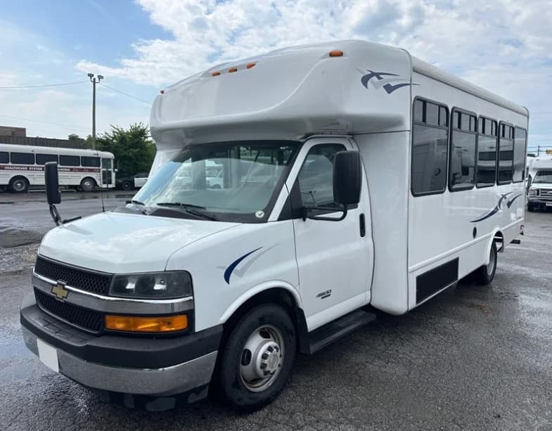 2023 Chevrolet 4500 bus 2023 Chevrolet 4500 bus