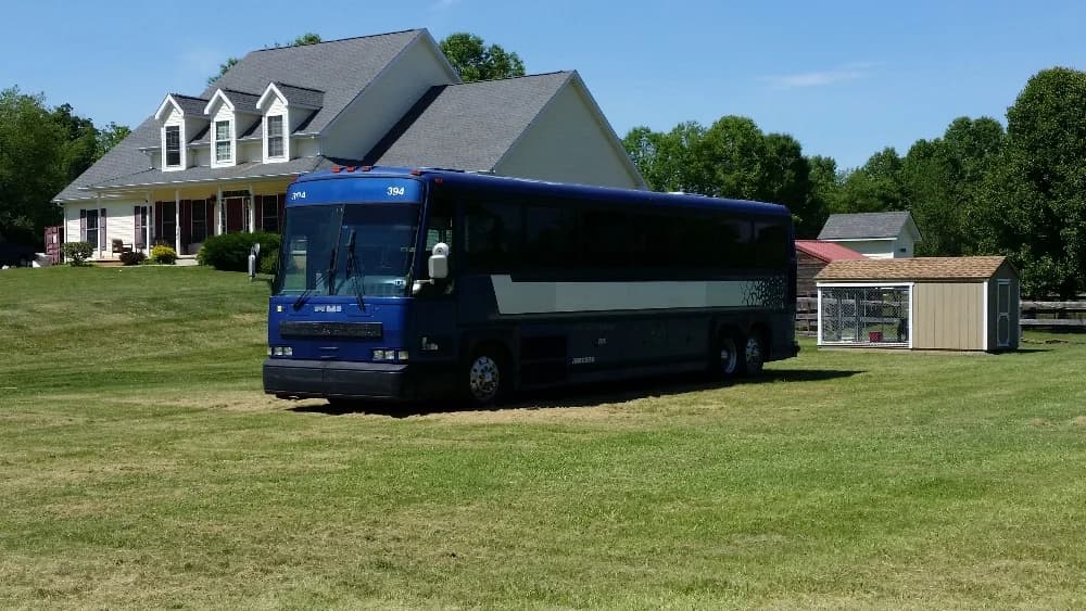 1989 MCI 102-C3 bus 1989 MCI 102-C3 bus