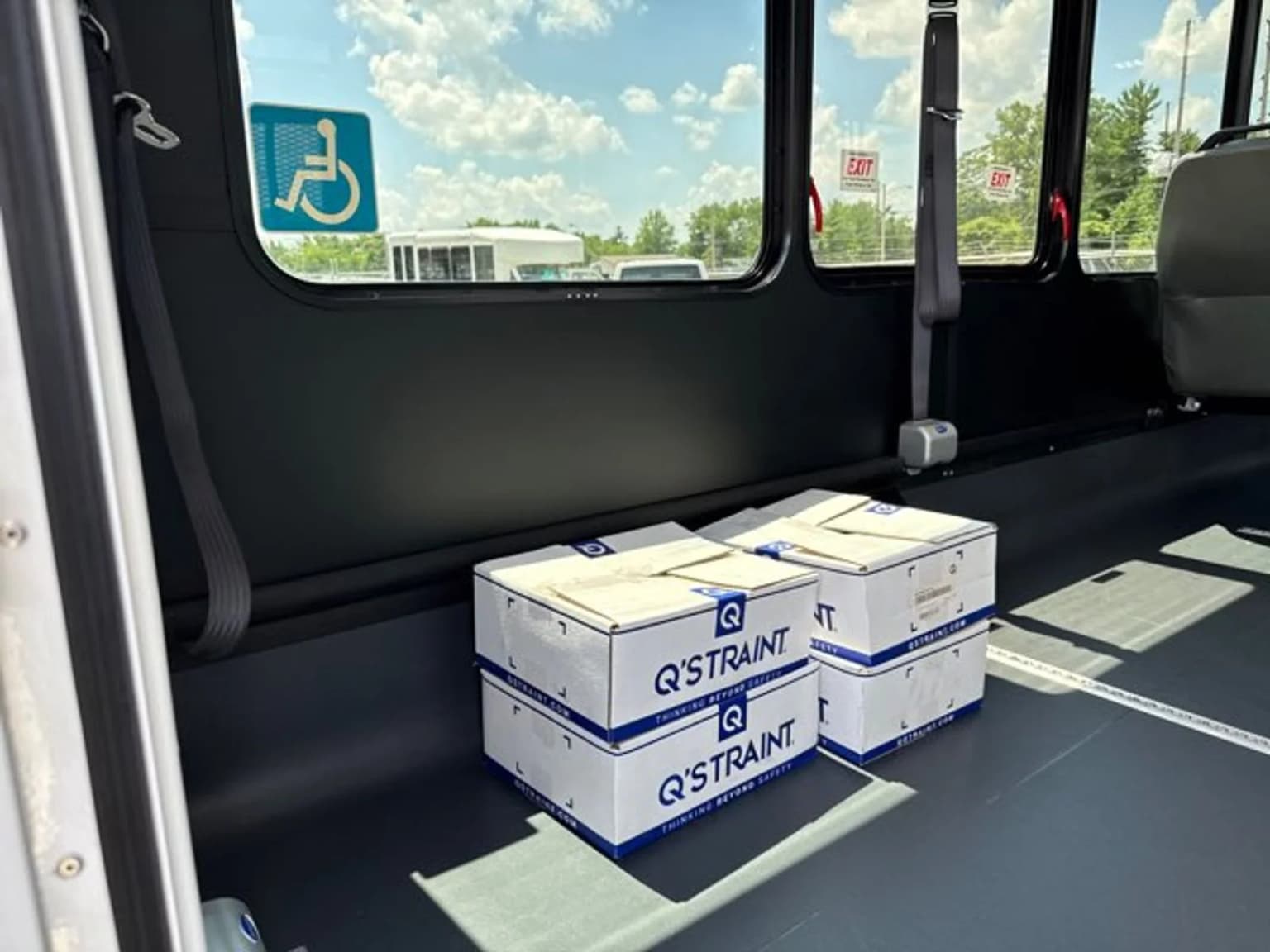 2025 Ford E350 Endera Shuttle - Thumbnail 13 2025 Ford E350 Endera Shuttle - Thumbnail 13