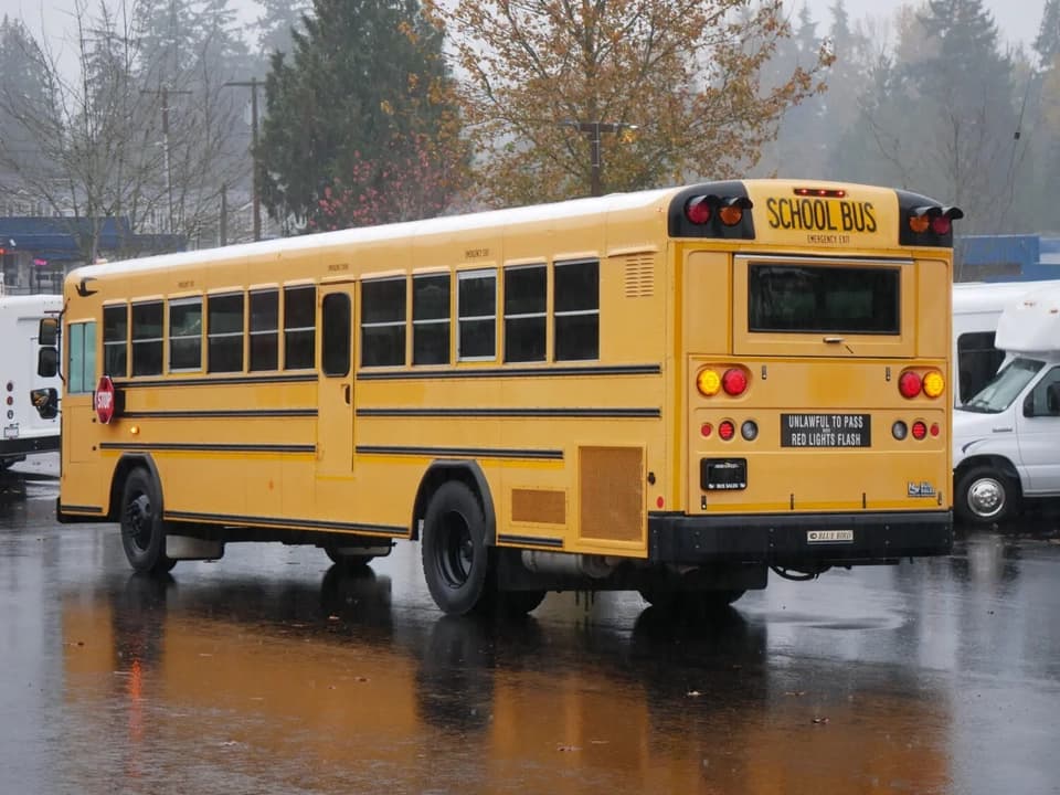 2012 Blue Bird All American - Thumbnail 4 2012 Blue Bird All American - Thumbnail 4