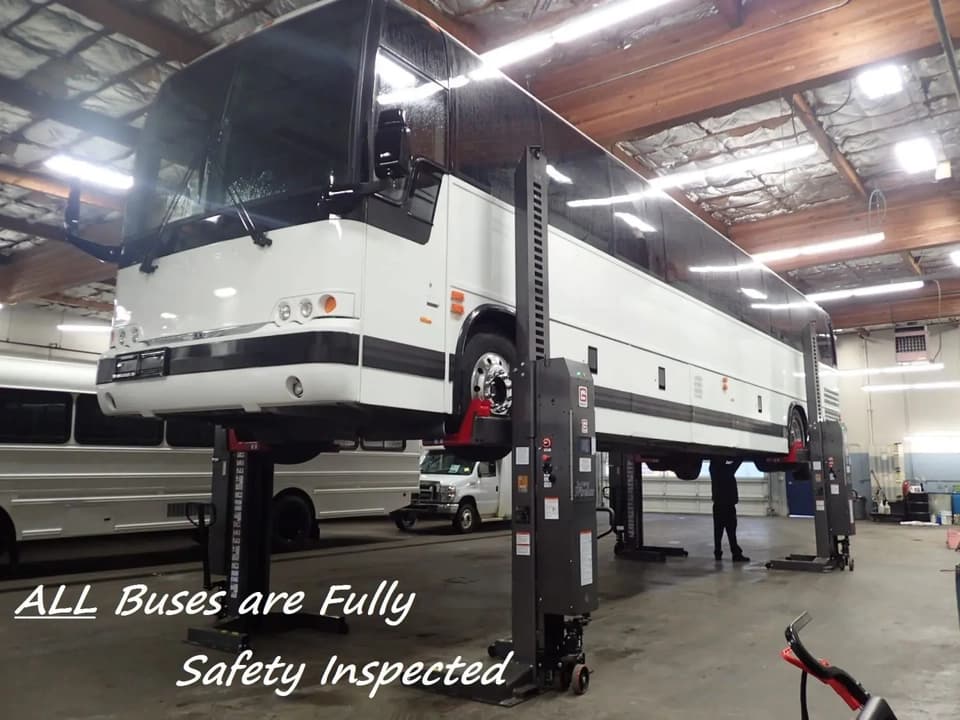 2007 Collins Bus Super Bantam - Thumbnail 13 2007 Collins Bus Super Bantam - Thumbnail 13