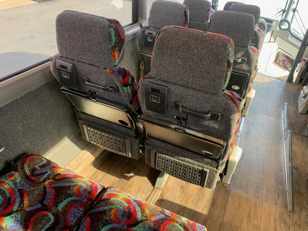 1999 MCI 102-EL3 Coach Bus - Thumbnail 13 1999 MCI 102-EL3 Coach Bus - Thumbnail 13