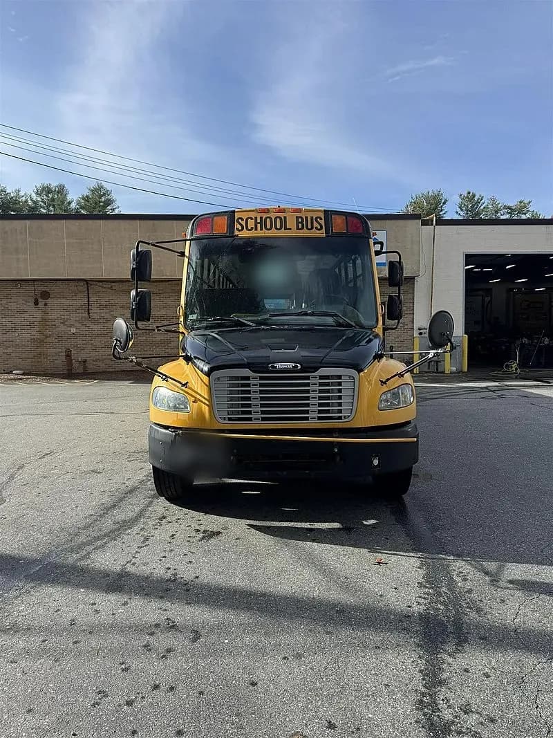 2013 Freightliner Thomas School Bus - Thumbnail 2 2013 Freightliner Thomas School Bus - Thumbnail 2