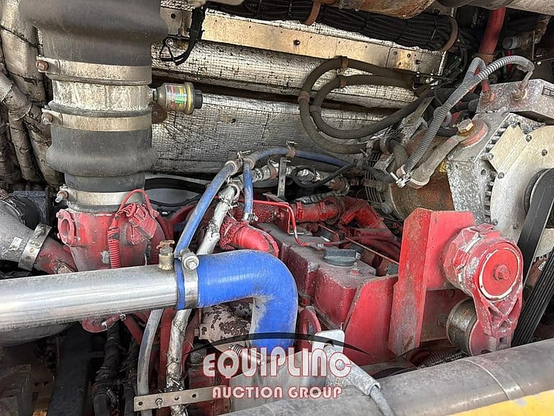 2016 Cummins 6.7 Shuttle Bus - Thumbnail 6 2016 Cummins 6.7 Shuttle Bus - Thumbnail 6