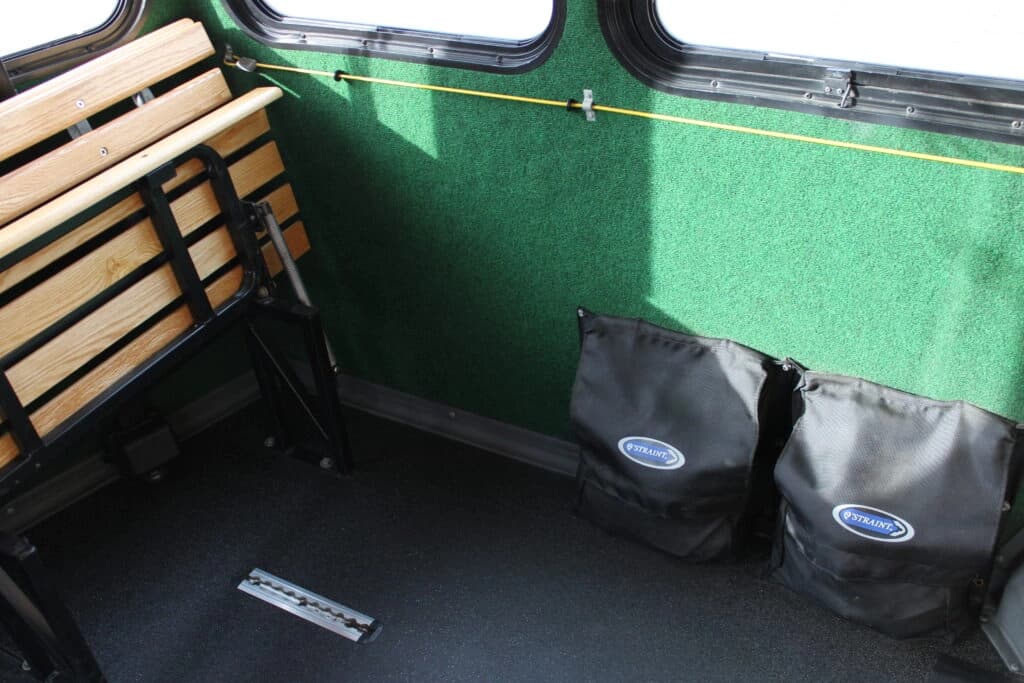 2011 Ford TR30 ADA Trolley Bus - Thumbnail 8 2011 Ford TR30 ADA Trolley Bus - Thumbnail 8