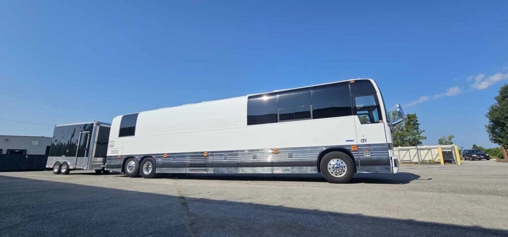 2003 Prevost XLII bus 2003 Prevost XLII bus
