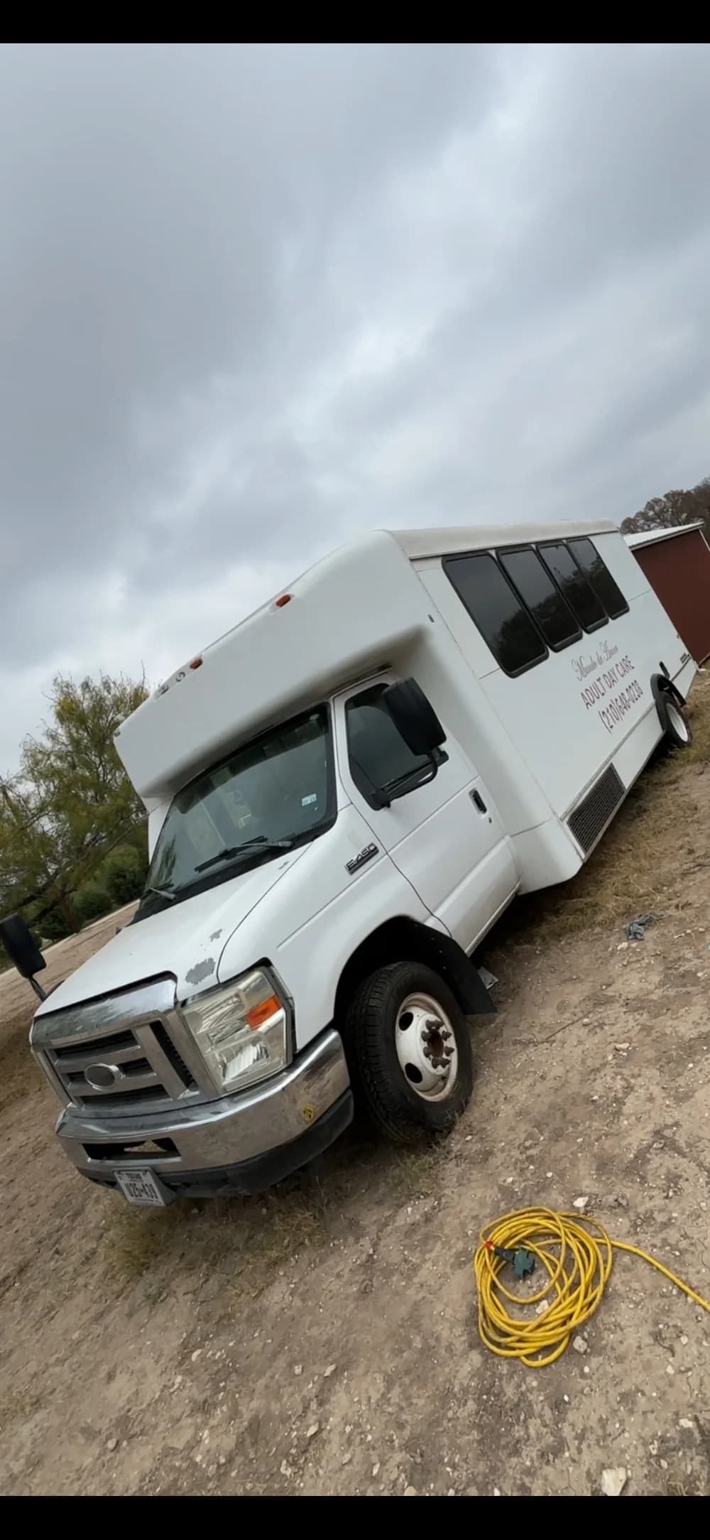 2015 Ford E450 - Thumbnail 11 2015 Ford E450 - Thumbnail 11