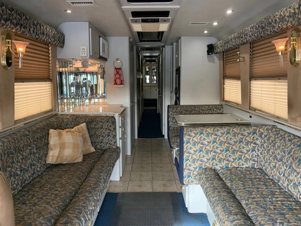 1996 Prevost Prevost Coach - Thumbnail 12 1996 Prevost Prevost Coach - Thumbnail 12