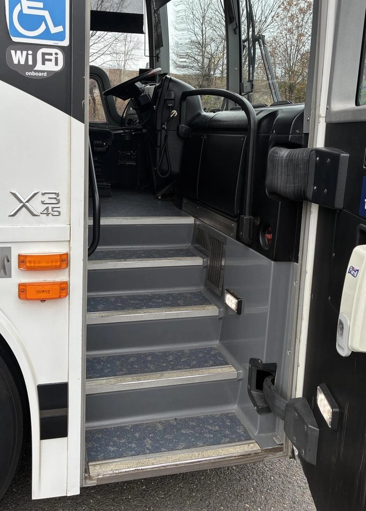 2016 PREVOST X3-45 WCL - Thumbnail 6 2016 PREVOST X3-45 WCL - Thumbnail 6