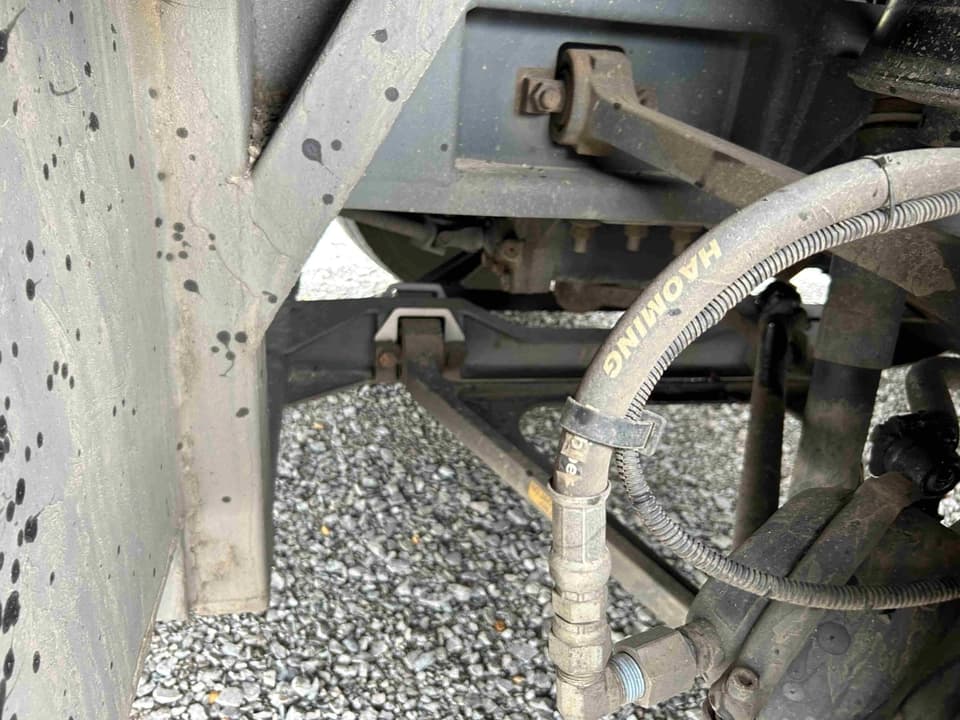 2015 MCI J4500 Coach Bus - Thumbnail 10 2015 MCI J4500 Coach Bus - Thumbnail 10