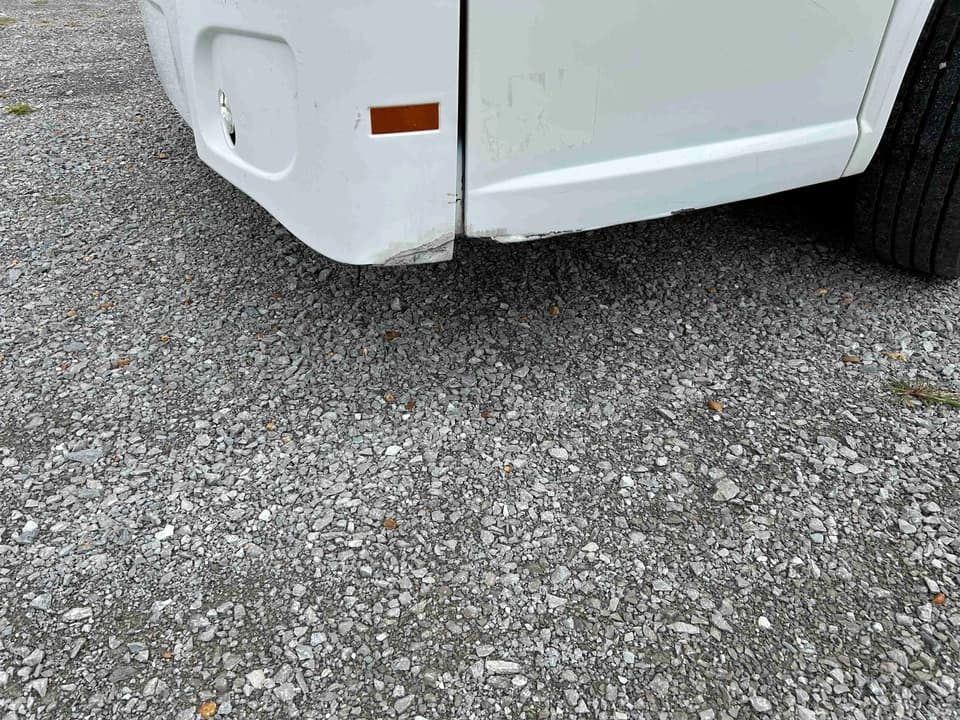 2015 MCI J4500 Coach Bus - Thumbnail 7 2015 MCI J4500 Coach Bus - Thumbnail 7