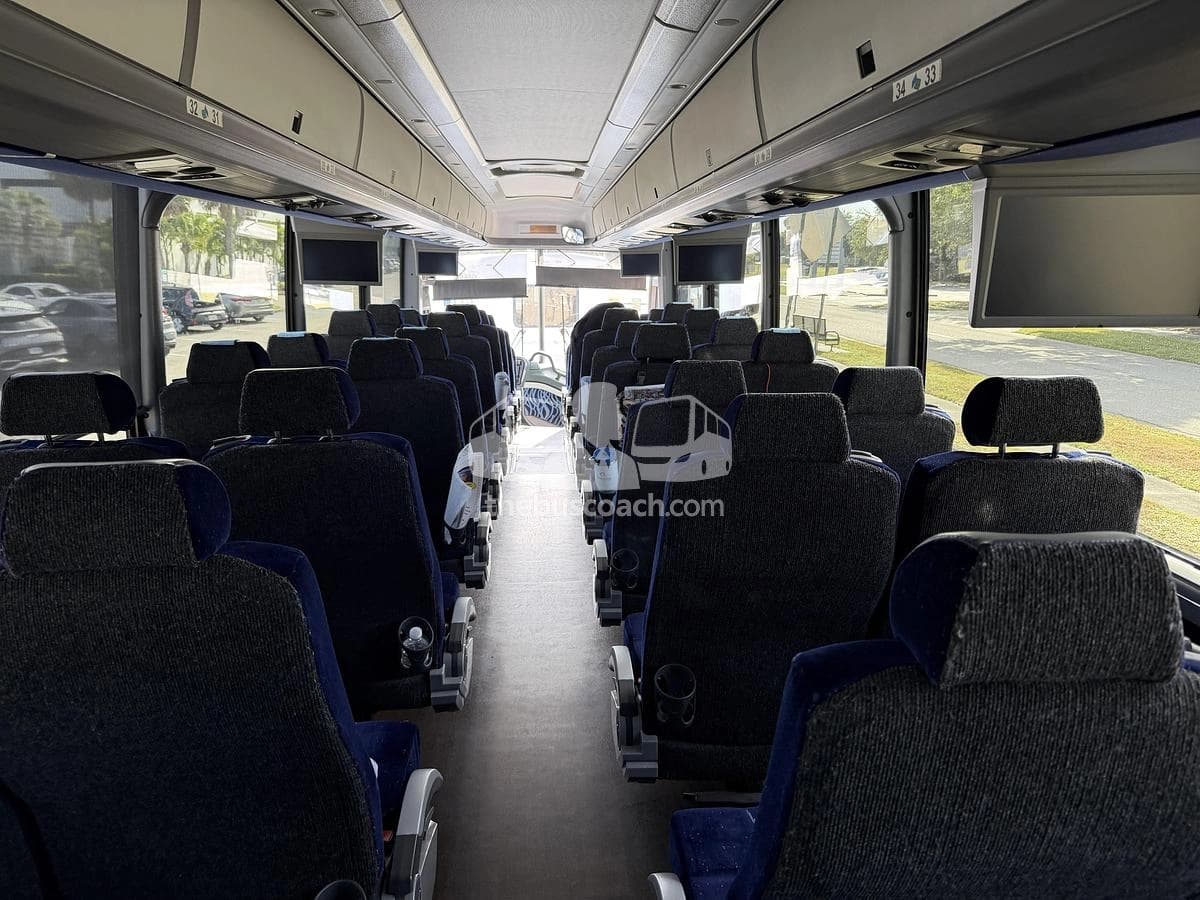 2018 Mci J4500 - Thumbnail 15 2018 Mci J4500 - Thumbnail 15