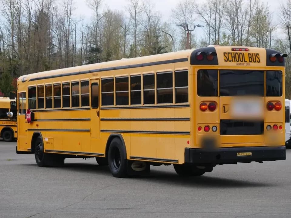 2010 Blue Bird All American School Bus - Thumbnail 4 2010 Blue Bird All American School Bus - Thumbnail 4