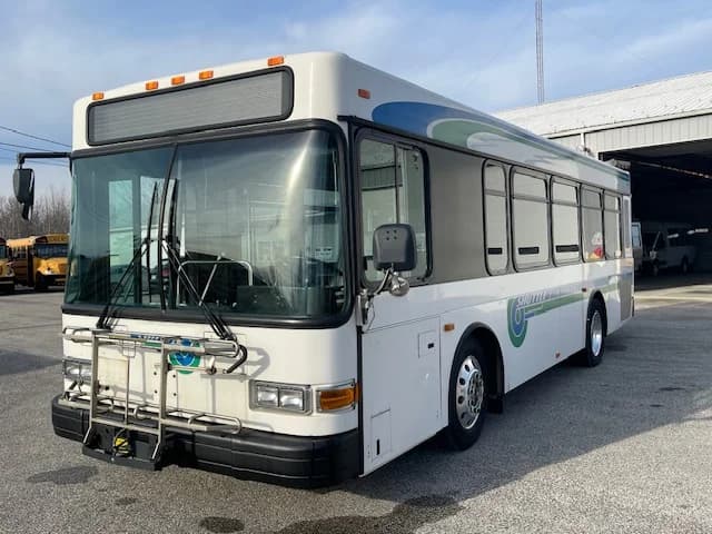 2008 Gillig Low Floor 28 FT Transit - Thumbnail 2 2008 Gillig Low Floor 28 FT Transit - Thumbnail 2