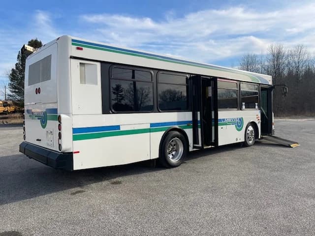 2008 Gillig Low Floor 28 FT Transit - Thumbnail 3 2008 Gillig Low Floor 28 FT Transit - Thumbnail 3