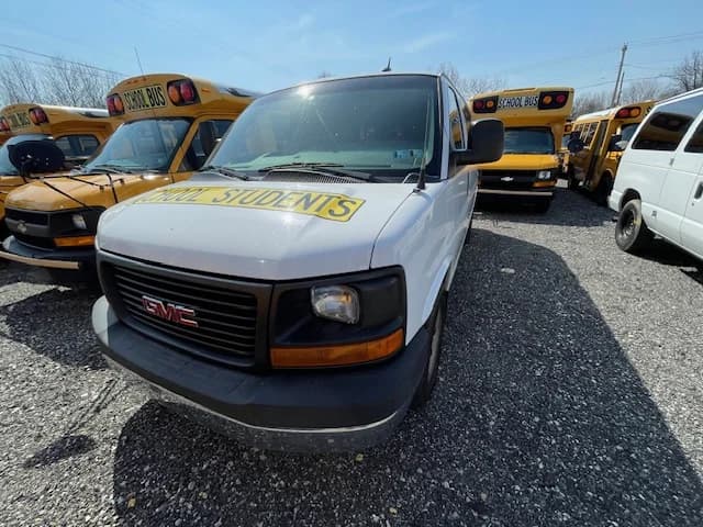 2014 GMC Savana 1500 LS bus 2014 GMC Savana 1500 LS bus
