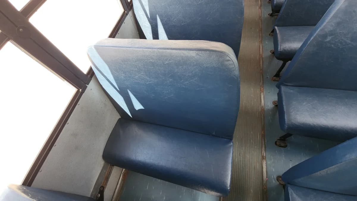 2017 THOMAS C2 72 Passenger - Thumbnail 20 2017 THOMAS C2 72 Passenger - Thumbnail 20