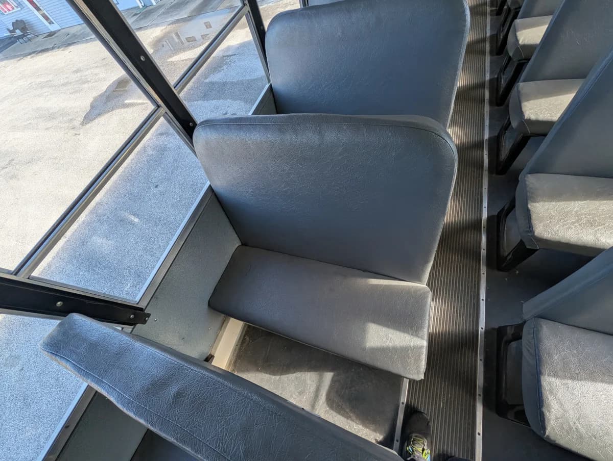 2016 International CE 72P Cummins - Thumbnail 8 2016 International CE 72P Cummins - Thumbnail 8