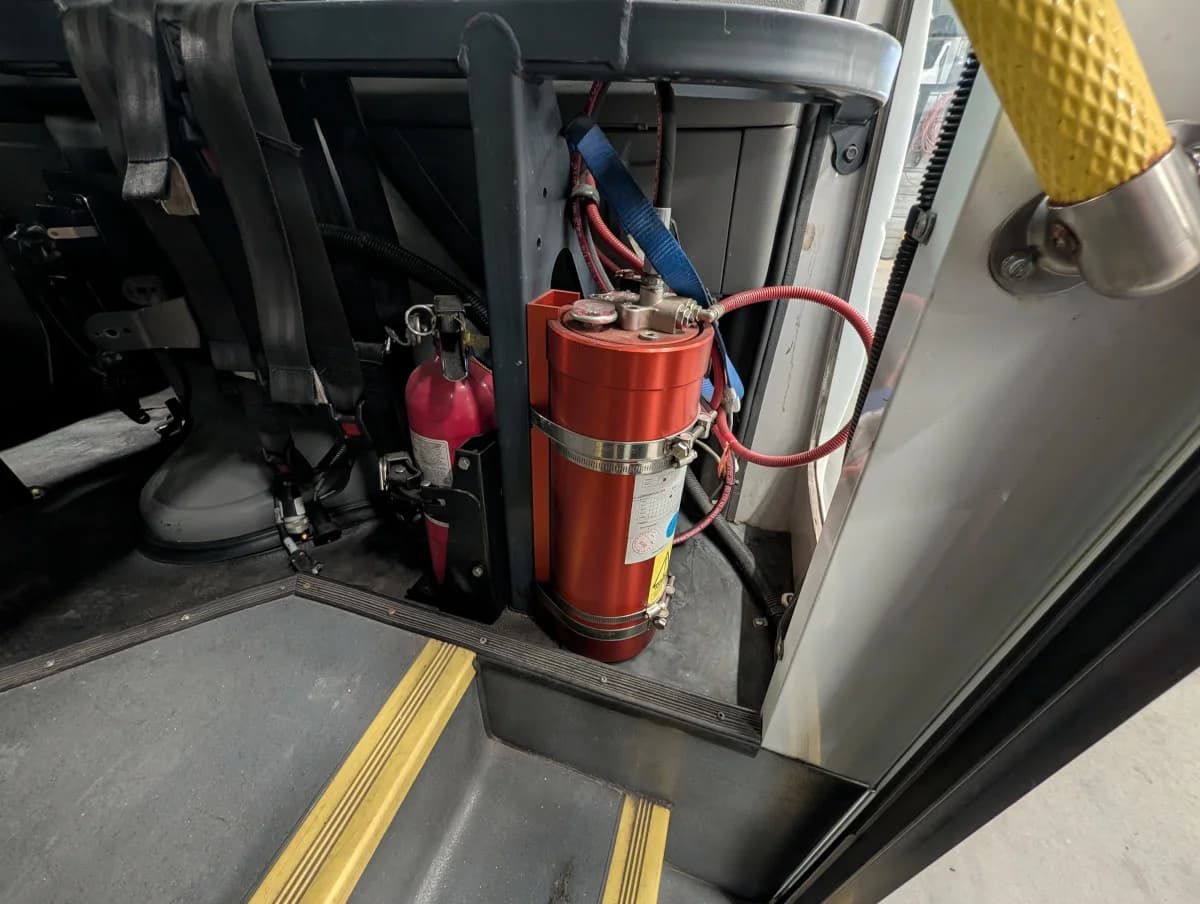 2017 Ford E450 Shuttle - Thumbnail 20 2017 Ford E450 Shuttle - Thumbnail 20