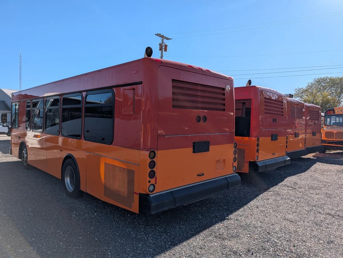 2005 Gillig Low Floor Transit bus 2005 Gillig Low Floor Transit bus
