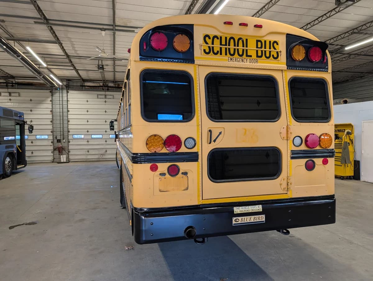 2012 Blue Bird Vision 72P - Thumbnail 21 2012 Blue Bird Vision 72P - Thumbnail 21